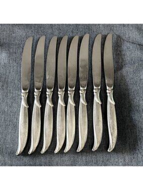 8 International Silver 1847 Rogers Bros FLAIR Silverplate Dinner Knives 1956